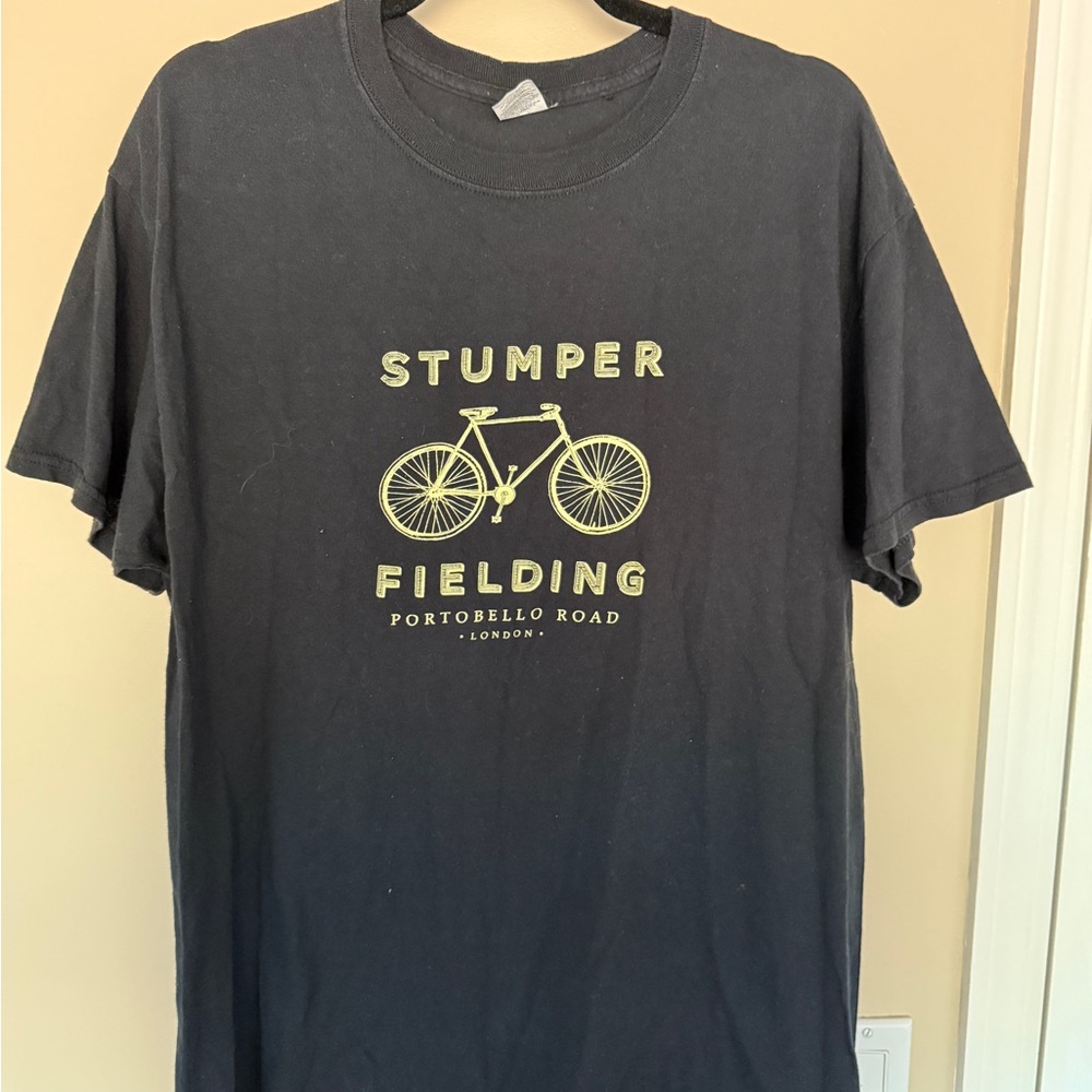 Stumper Fielding Black T-Shirt